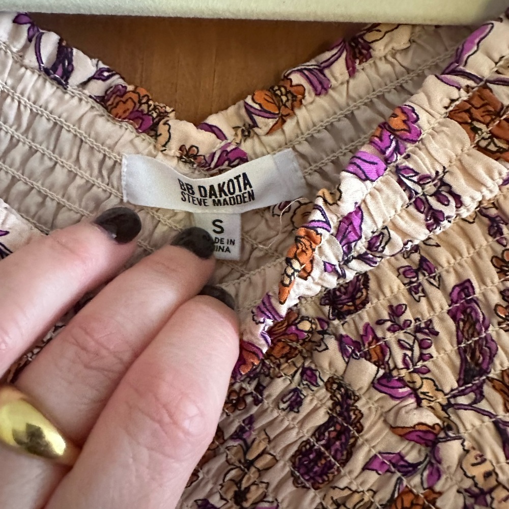 NWOT BB Dakota by Steve Madden Smocked Factor Top Sz S - Picture 8 of 11